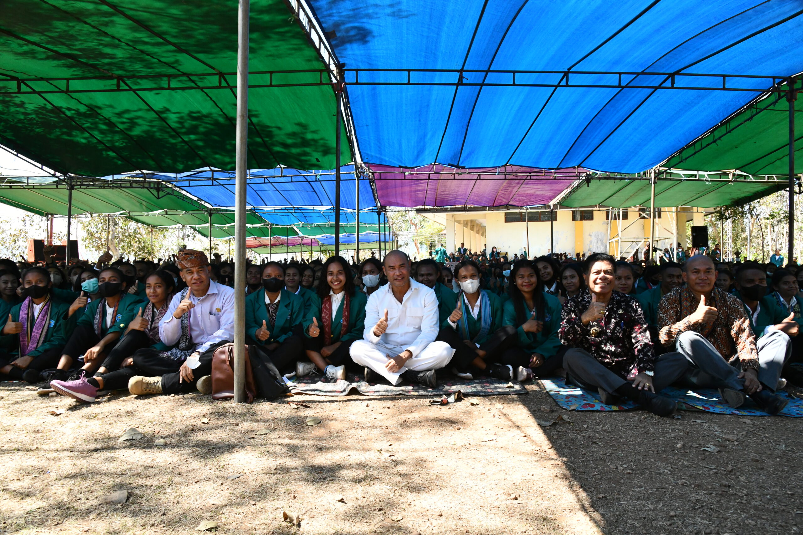 Beri Kuliah Umum di Universitas Timor, Victor Laiskodat, membongkar cara berpikir Mahasiswa/i Untuk Membentuk Cara Berpikir Baru Menjadi Civitas Akademika yang Berkontribusi Untuk Pembangunan Daerah Perbatasan￼