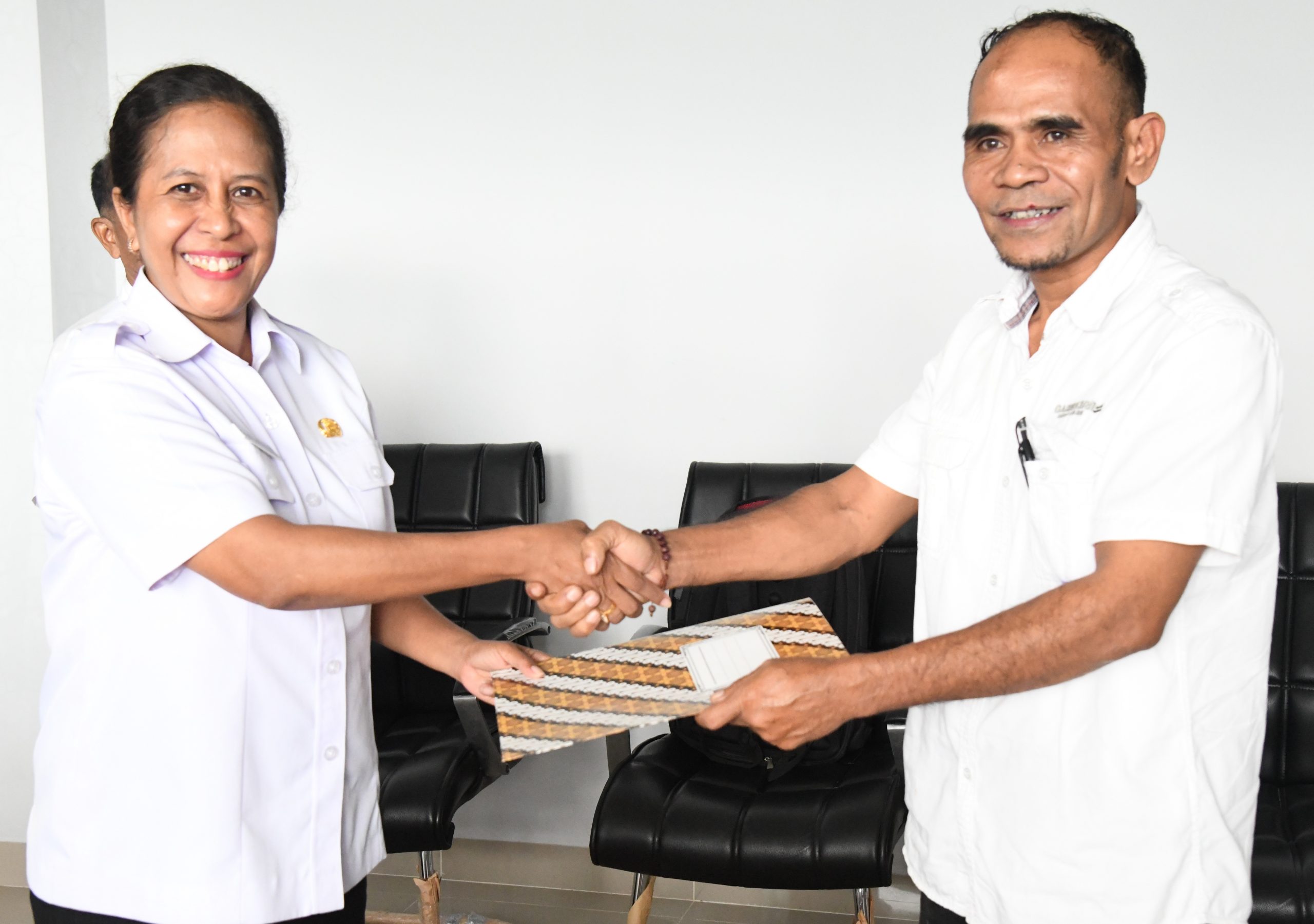 Teliti Produktivitas Kacang Merah Lokal Eban, LPPM Unimor dan Bapelitbangda TTU Teken PKS