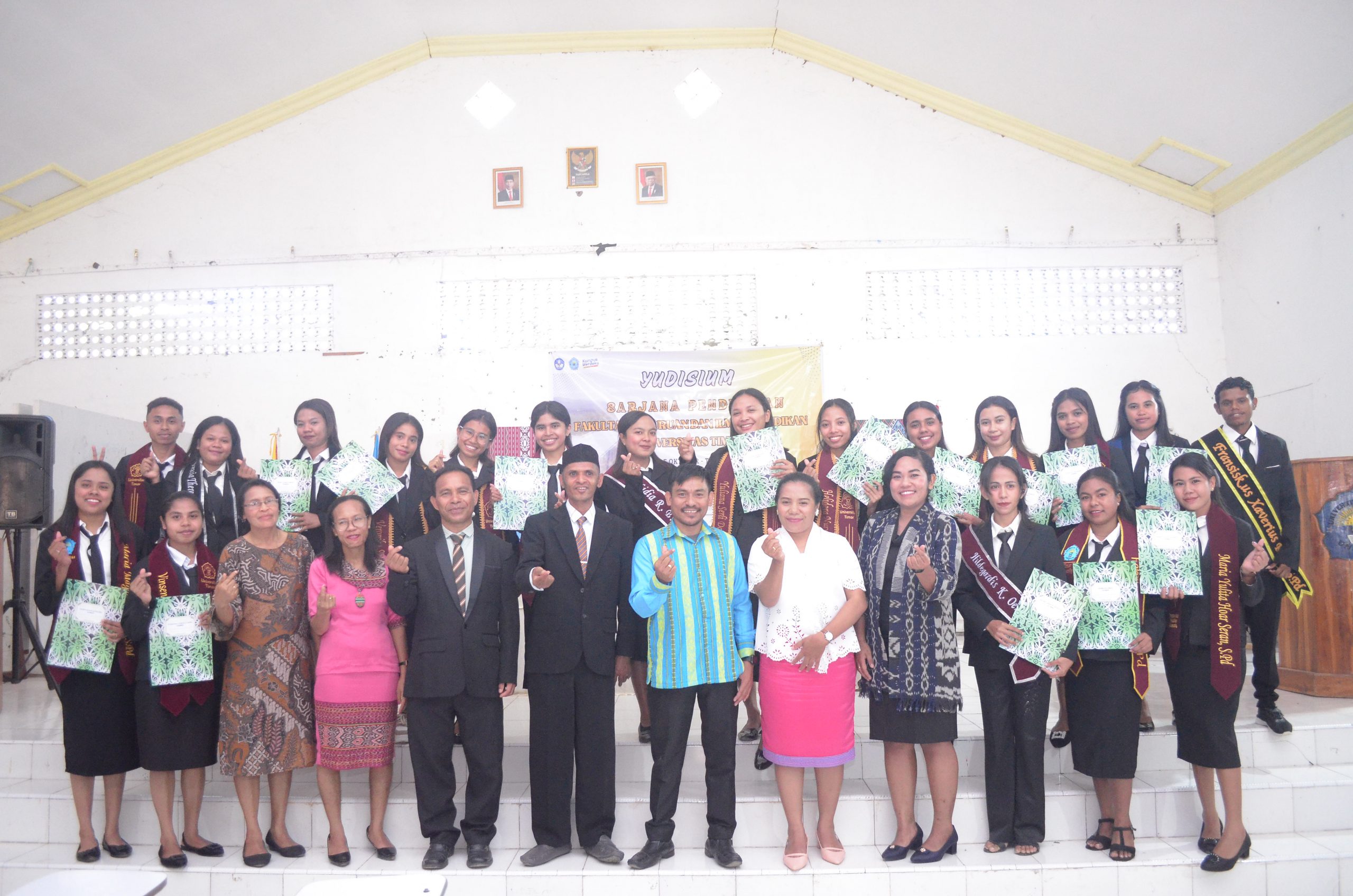 Yudisium Periode Oktober Tahun 2024, FKIP Unimor Luluskan 116 Sarjana Pendidikan