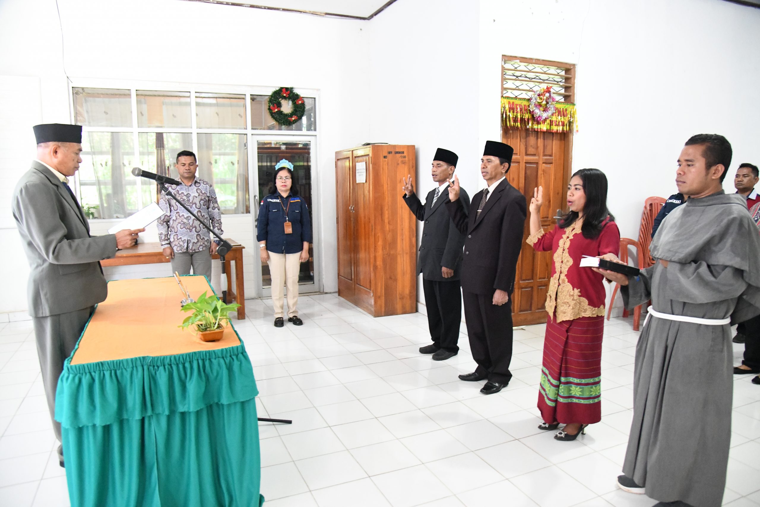 Awal Tahun 2025, Rektor Lantik Sejumlah Pejabat di Lingkungan Unimor